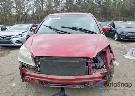 2006 Honda Odyssey Touring z USA, uszkodzony, nr VIN 5FNRL38856B028204